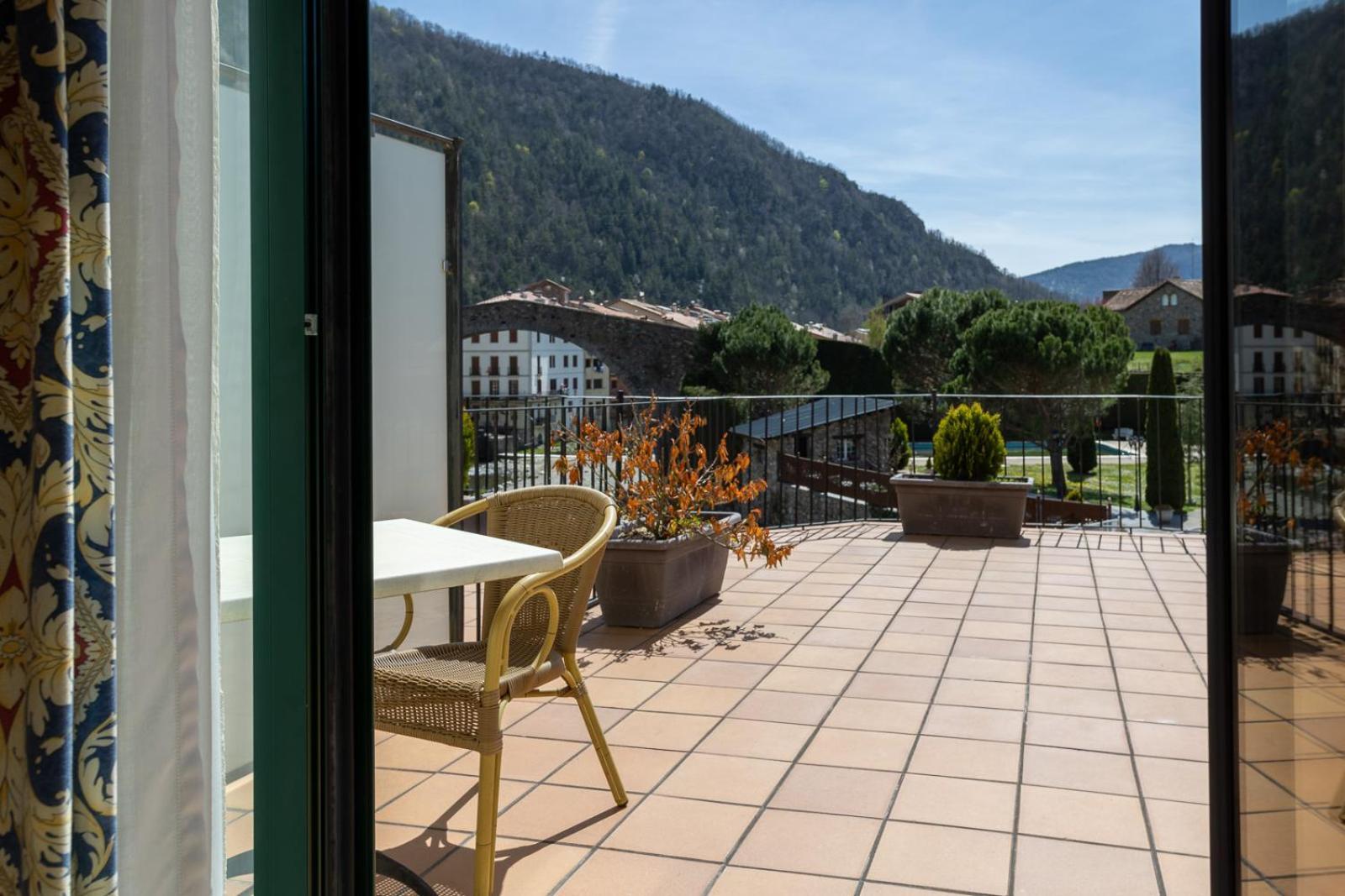 Hotel De Camprodon Εξωτερικό φωτογραφία